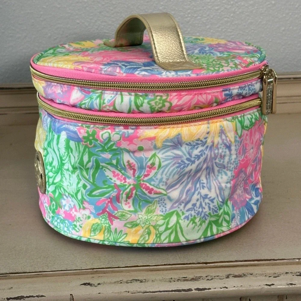Lilly Pulitzer Travel Makeup Organizer Floral Pink Round Train Case Bag Pink